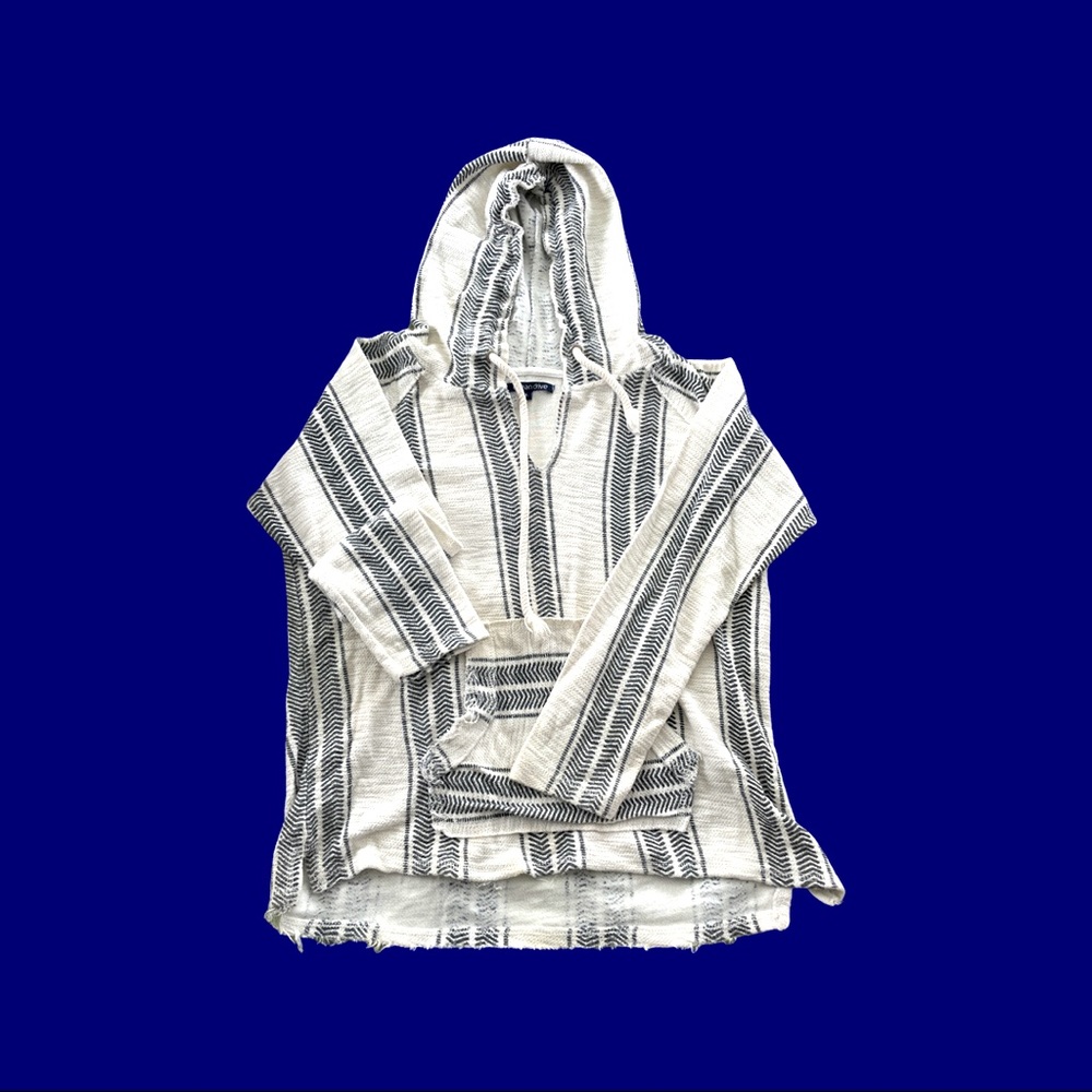 Soft-knit Style Light Pull-over Hoodie